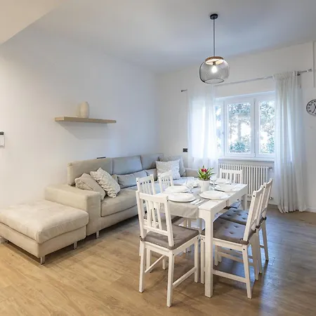 Sofia's Apartment Rom